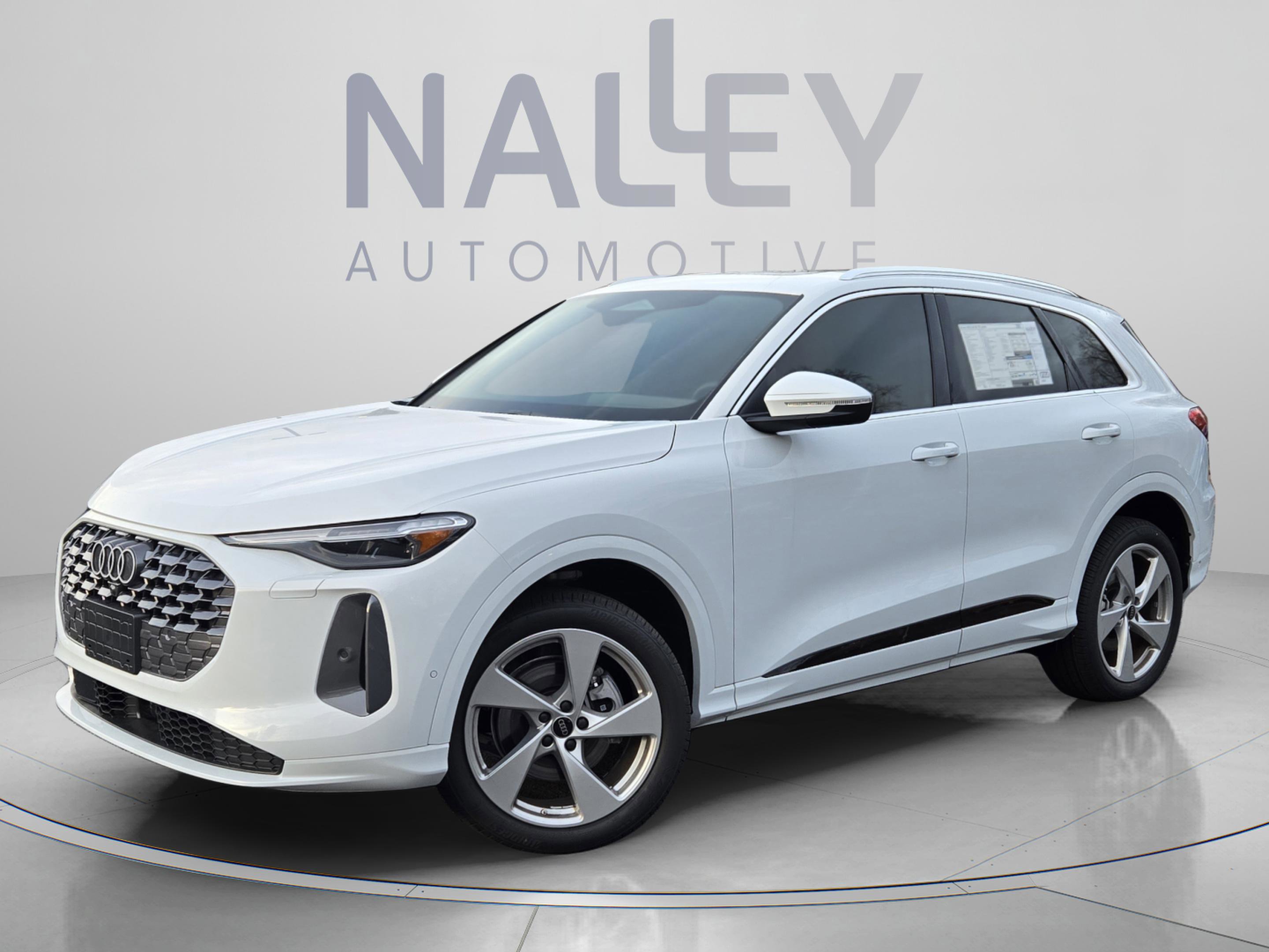 New 2025 Audi Q5 Premium Plus