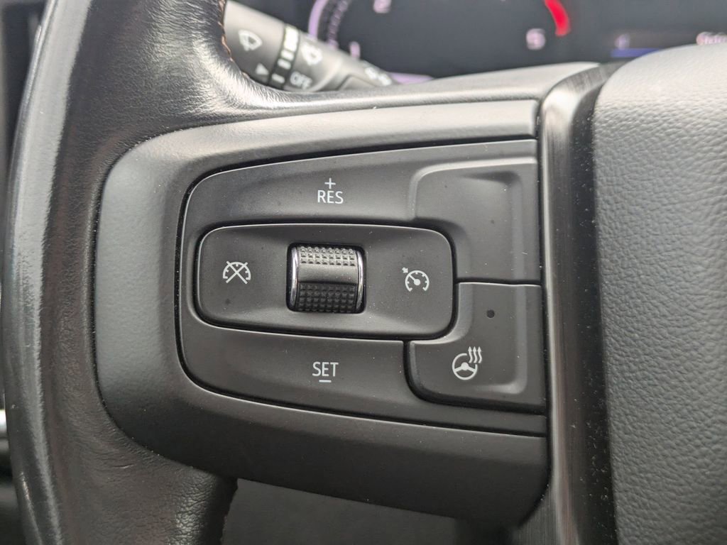 Used 2023 GMC Sierra 3500 AT4 w/ Gooseneck/5TH Wheel Package image 27