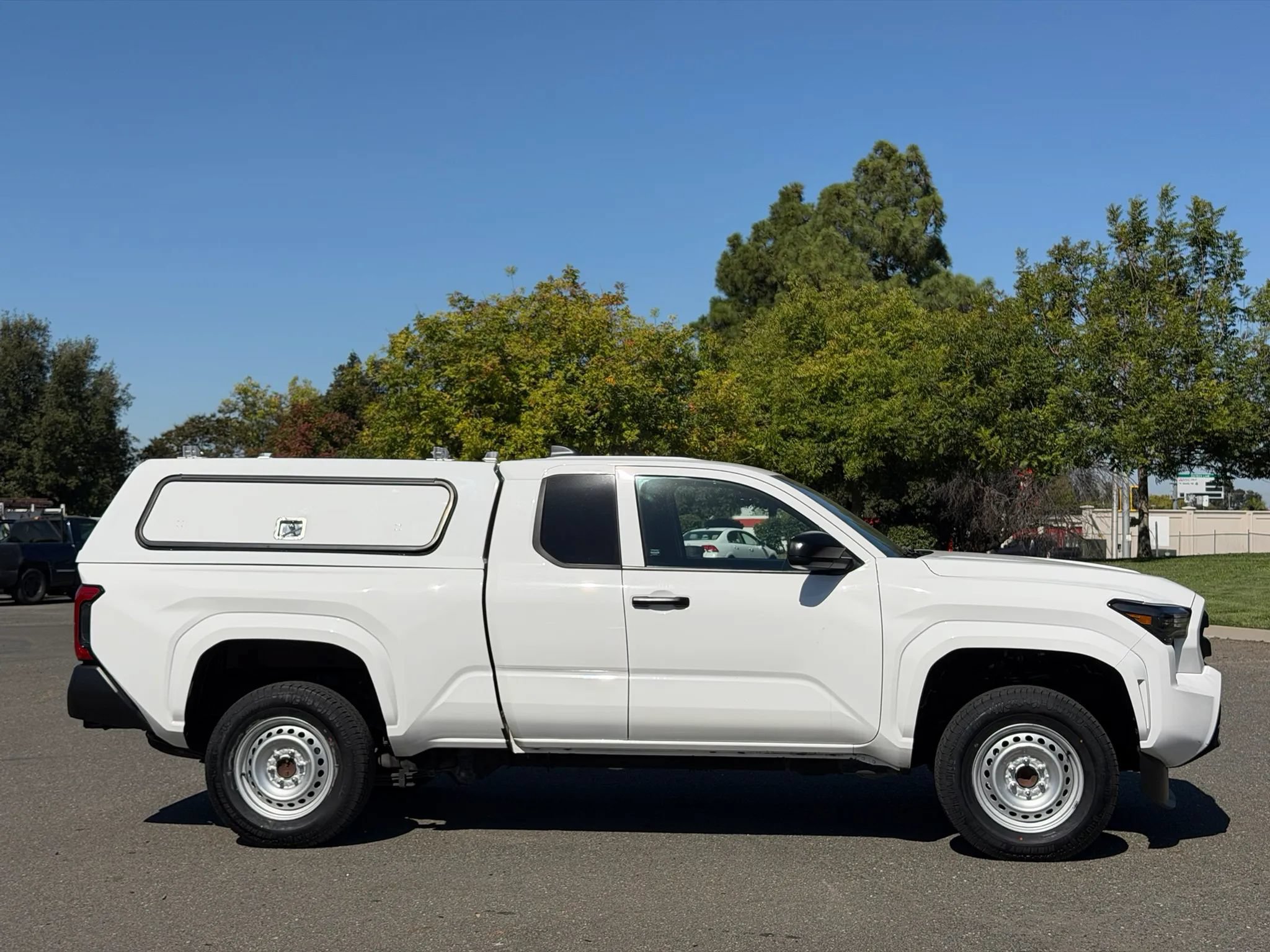 Used 2024 Toyota Tacoma SR RWD image 12