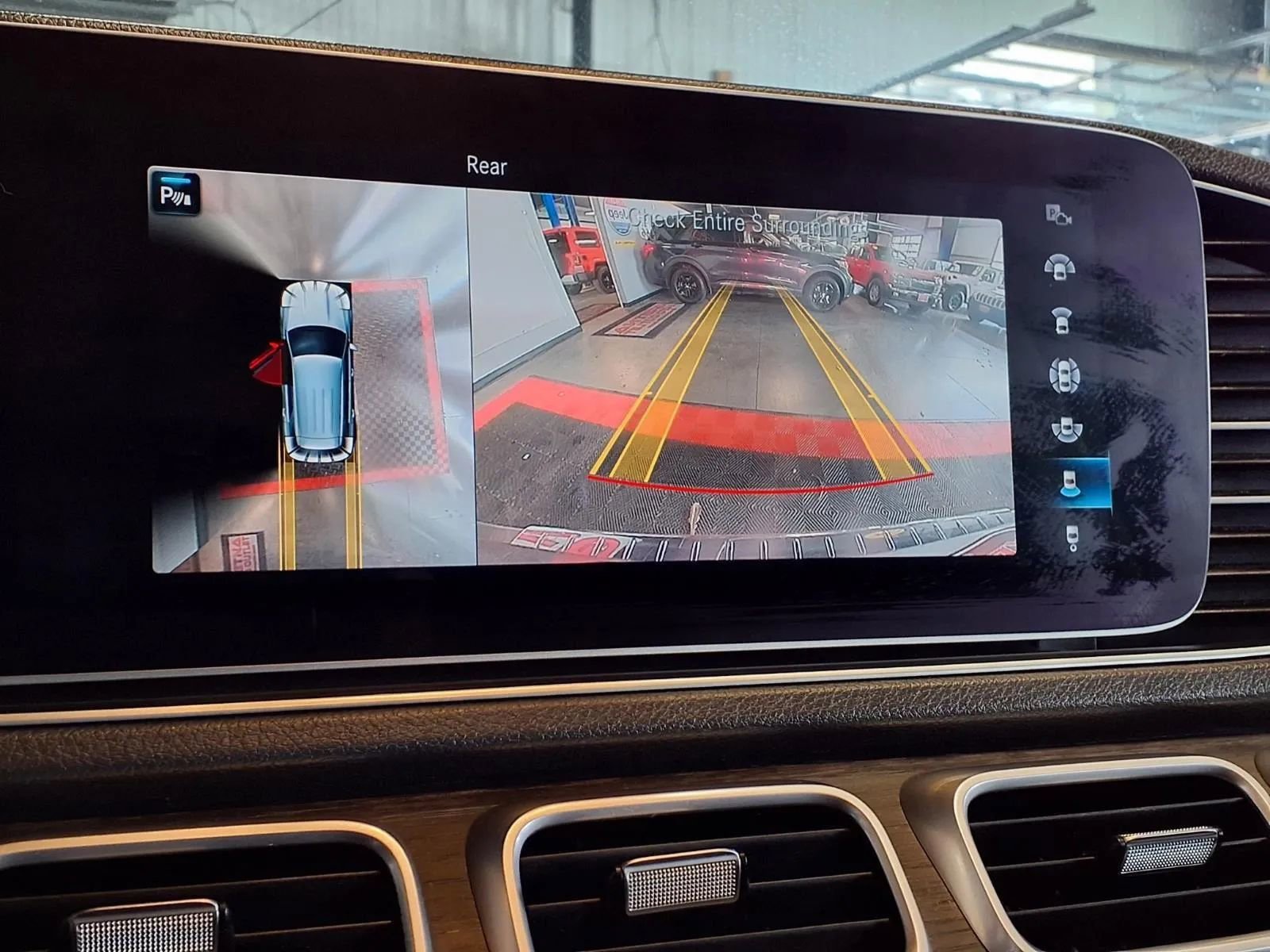 Used 2020 Mercedes-Benz GLE 450 4MATIC image 22