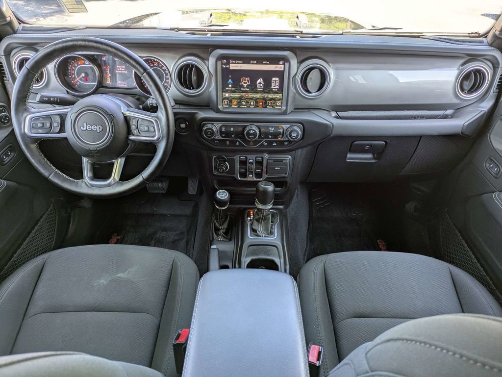Used 2021 Jeep Wrangler Unlimited Sahara AWD/4WD image 17