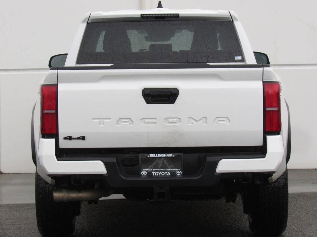 Certified 2024 Toyota Tacoma TRD Off-Road AWD/4WD image 7