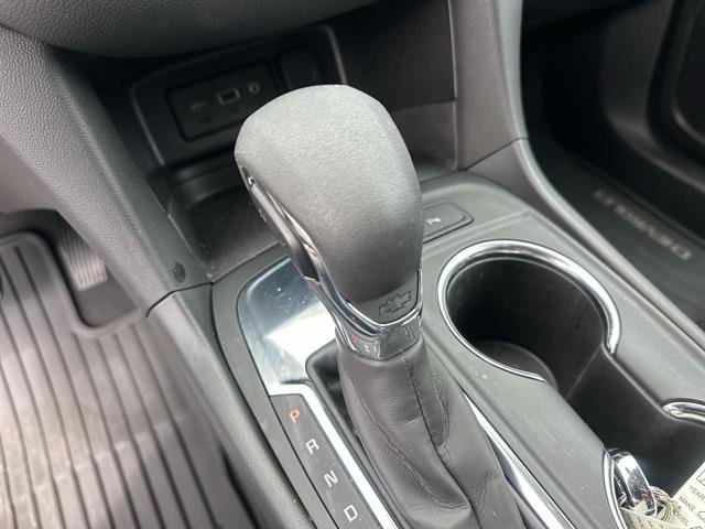 Used 2024 Chevrolet Equinox LT FWD image 19