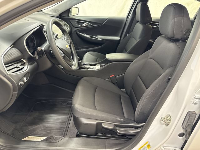 Used 2023 Chevrolet Malibu LS FWD image 10