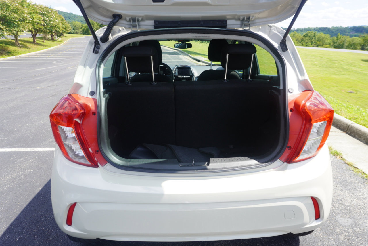 Used 2020 Chevrolet Spark LT image 32