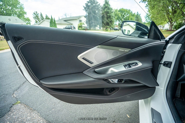 Used 2025 Chevrolet Corvette Stingray Preferred Cpe w/ Z51 Performance Package RWD image 32