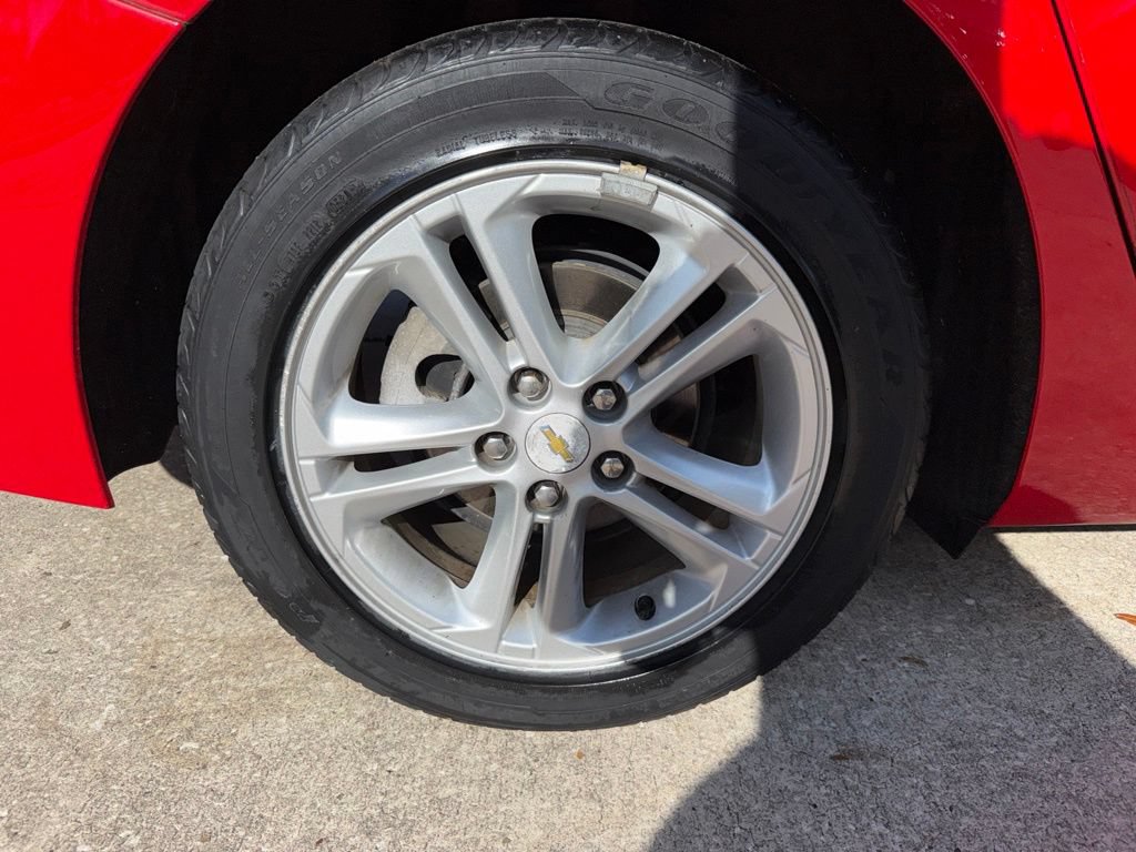 Used 2016 Chevrolet Cruze LT FWD image 37