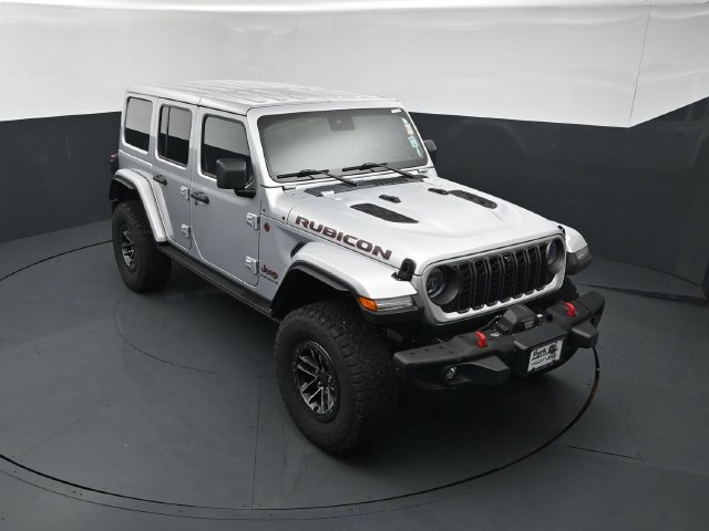 Used 2024 Jeep Wrangler Unlimited Rubicon AWD/4WD image 16