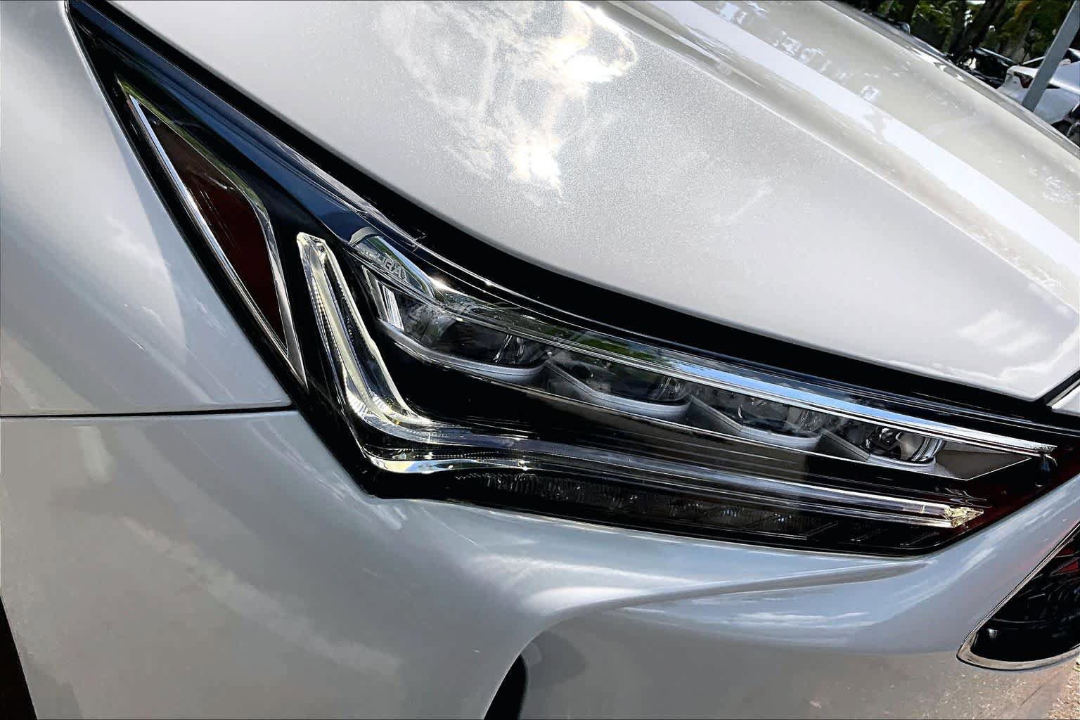Used 2024 Acura MDX SH-AWD w/ Technology Package image 28