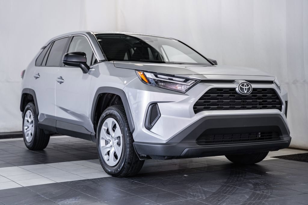 Used 2025 Toyota RAV4 LE image 1
