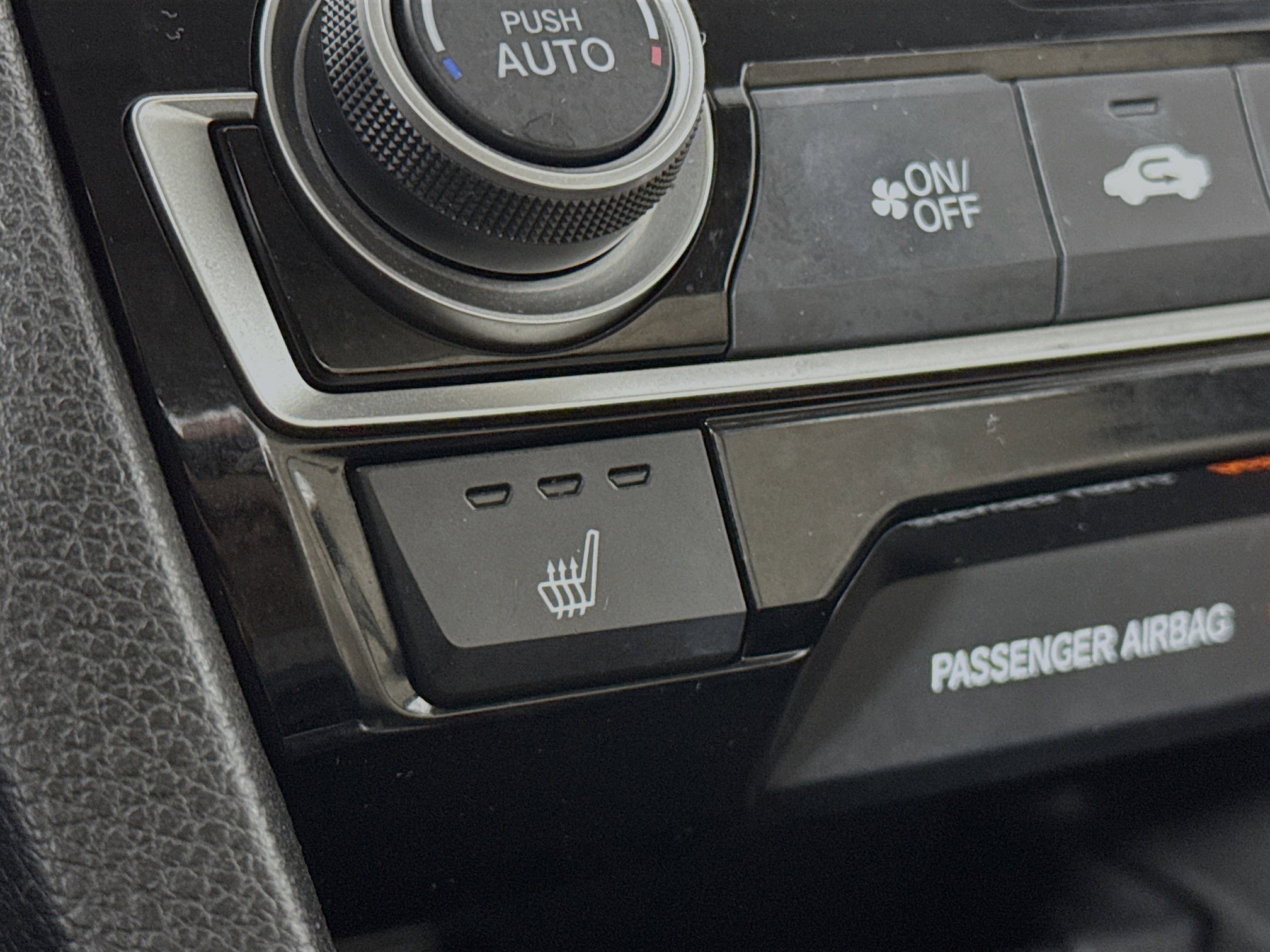 Used 2016 Honda Civic Touring image 20