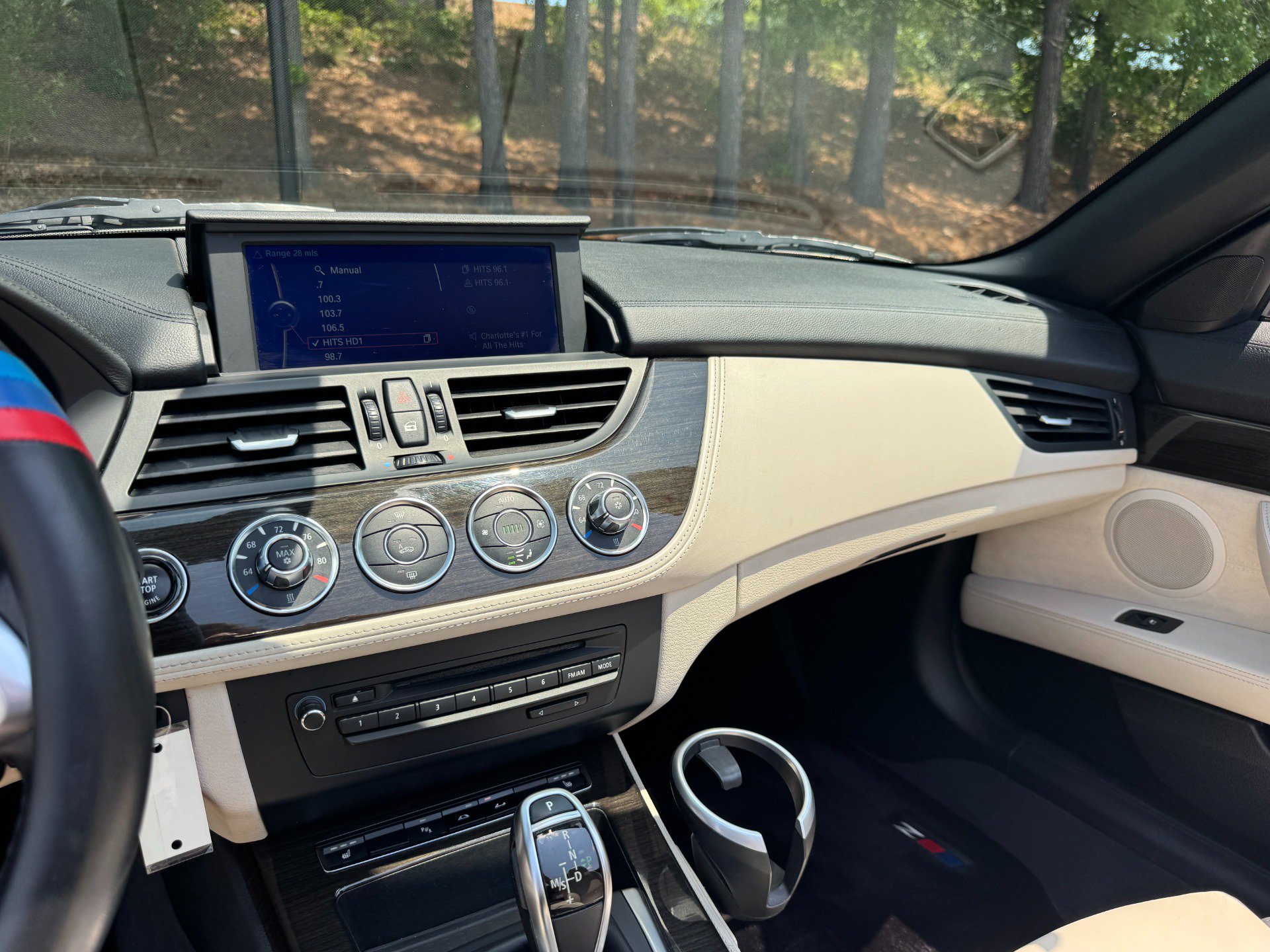 Used 2011 BMW Z4 sDrive35i RWD image 42