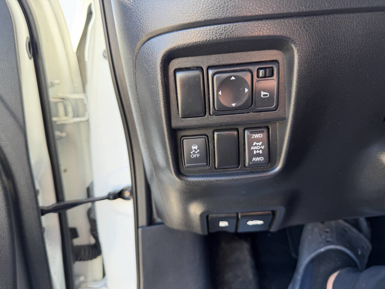 Used 2014 Nissan Juke NISMO w/ Navigation Package image 27