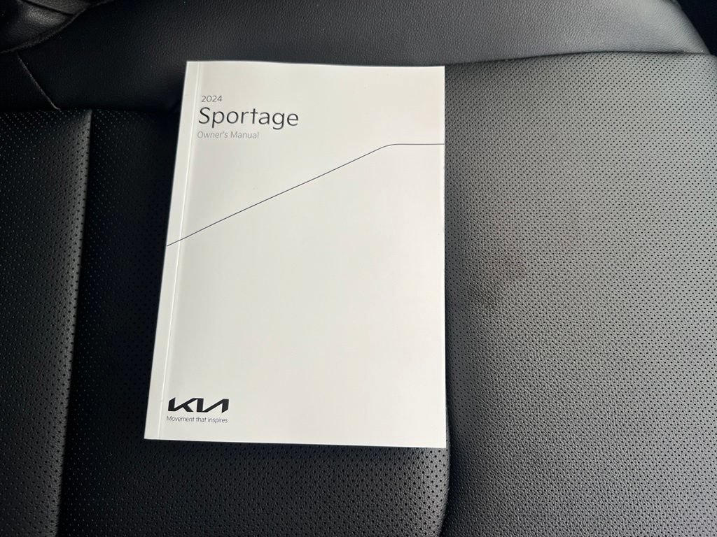 Certified 2024 Kia Sportage EX FWD image 26