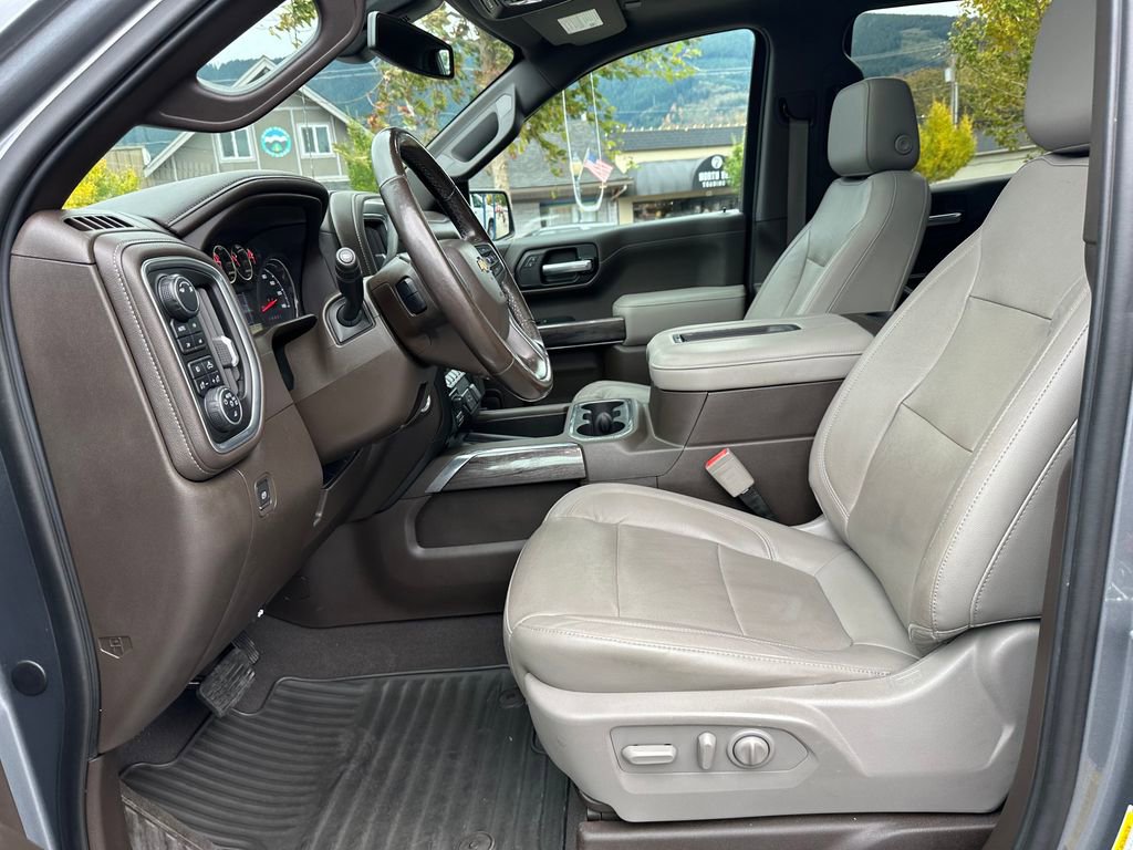 Used 2019 Chevrolet Silverado 1500 LTZ w/ LTZ Premium Package AWD/4WD image 20