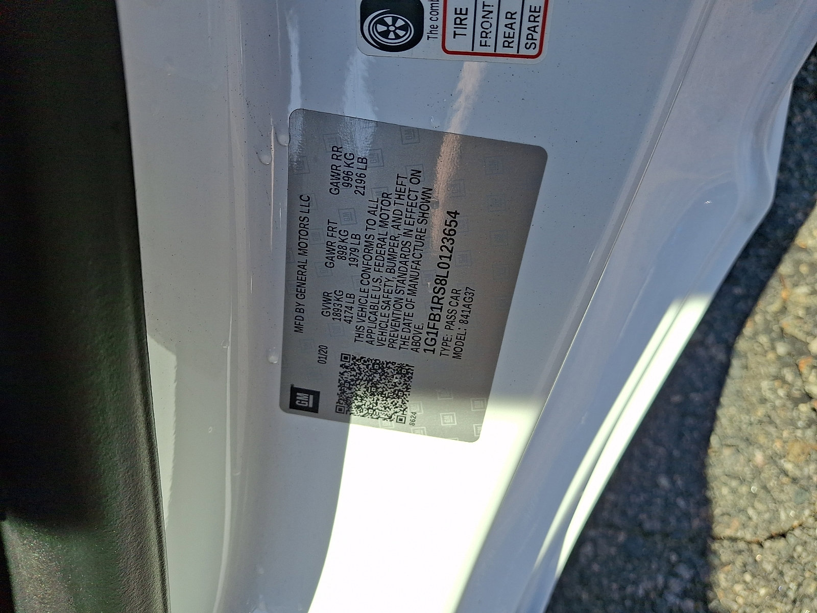 Used 2020 Chevrolet Camaro LT RWD image 27