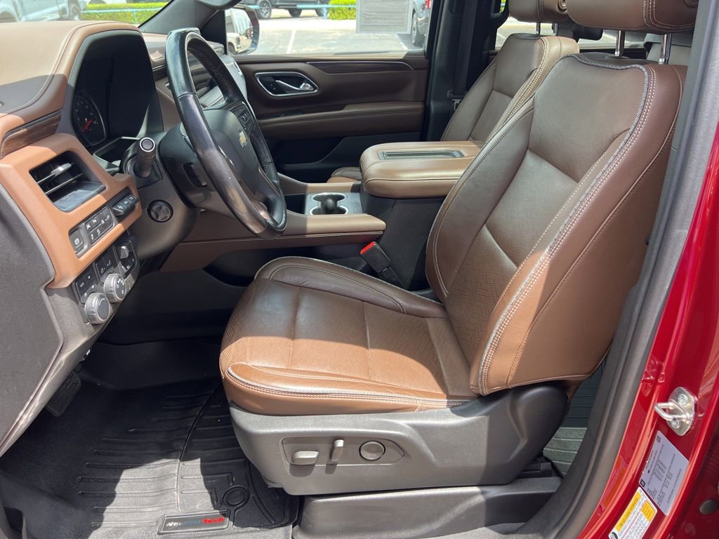 Used 2021 Chevrolet Suburban High Country w/ Premium Package AWD/4WD image 26