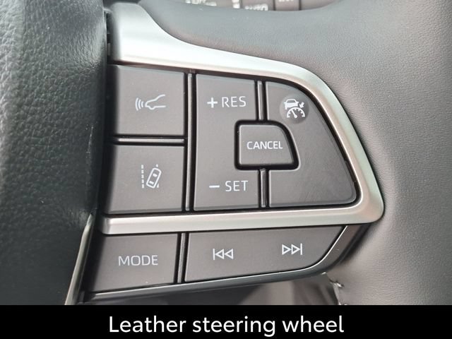 Certified 2026 Toyota Highlander Platinum AWD/4WD image 19