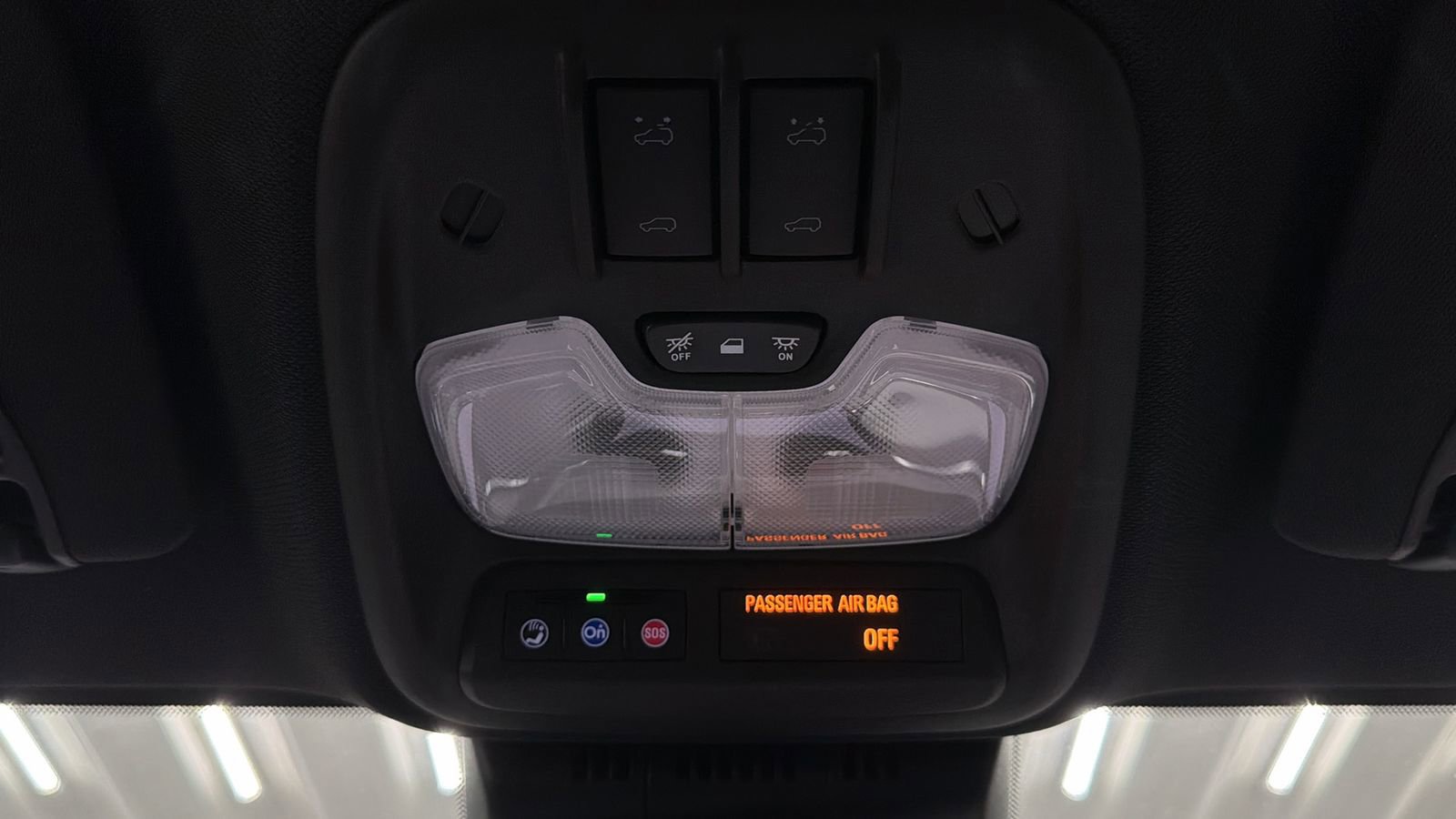 Used 2024 GMC Canyon AT4X image 33