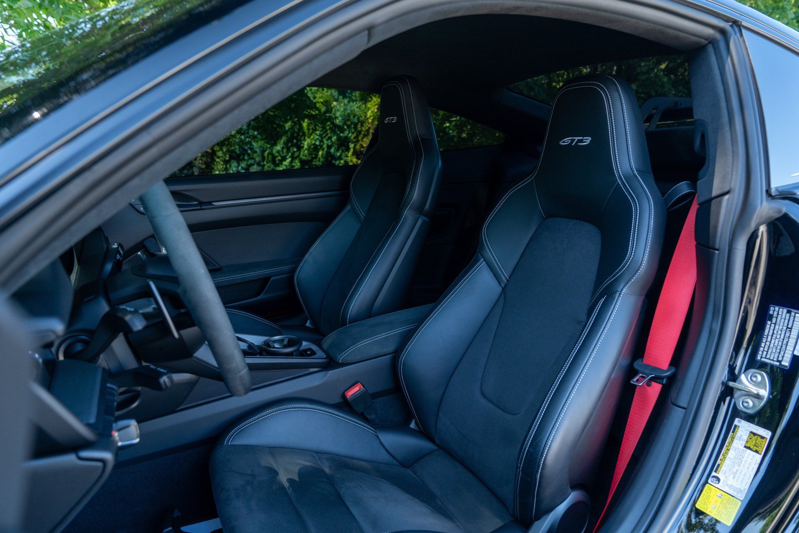 Certified 2023 Porsche 911 GT3 RWD image 5