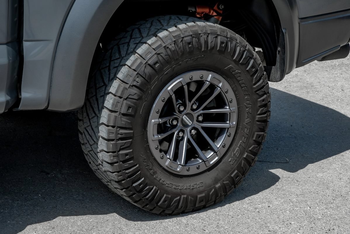 Used 2020 Ford F150 Raptor w/ Equipment Group 802A Luxury AWD/4WD image 61