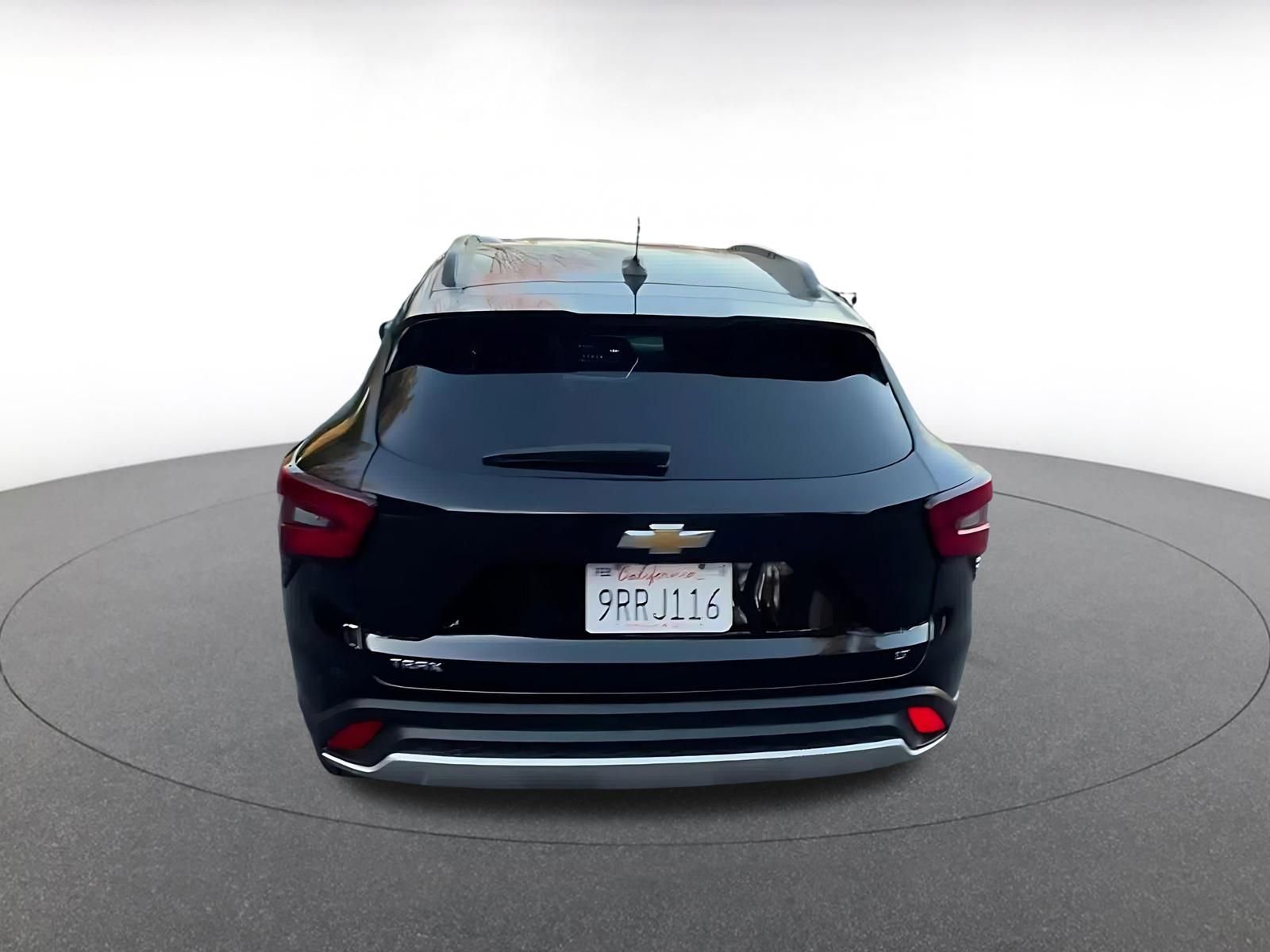 Used 2025 Chevrolet Trax LT image 7