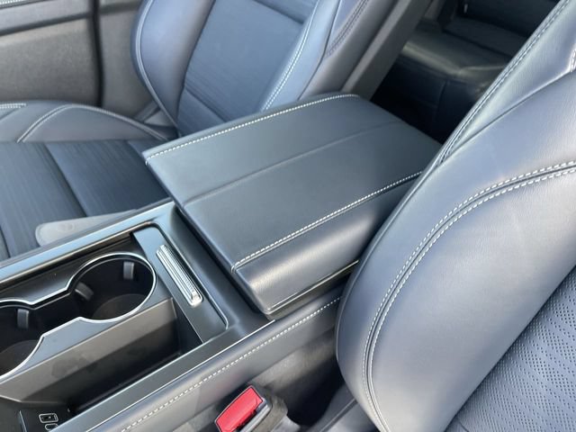 Used 2025 Lincoln Nautilus Reserve AWD/4WD image 21