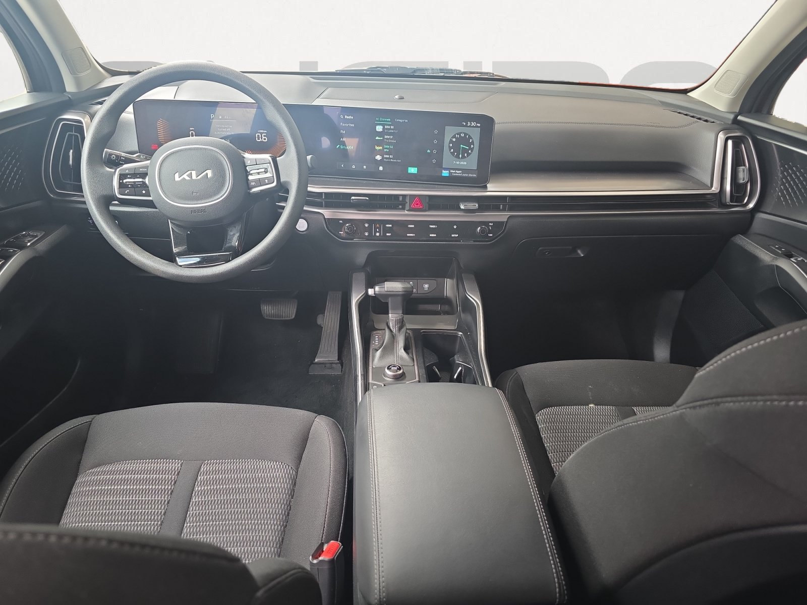 Certified 2025 Kia Sorento LX FWD image 2