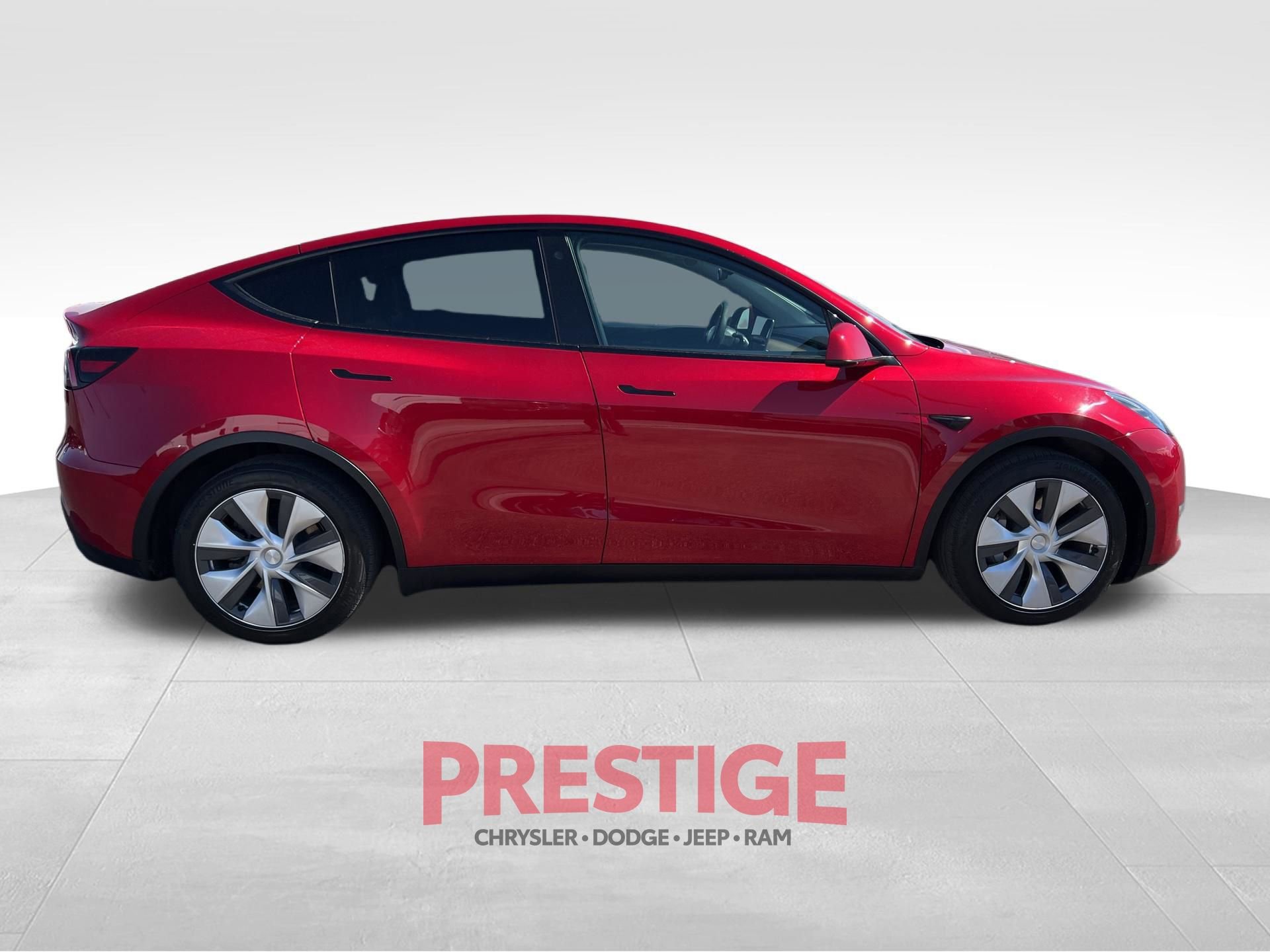 Used 2021 Tesla Model Y Long Range AWD/4WD image 4