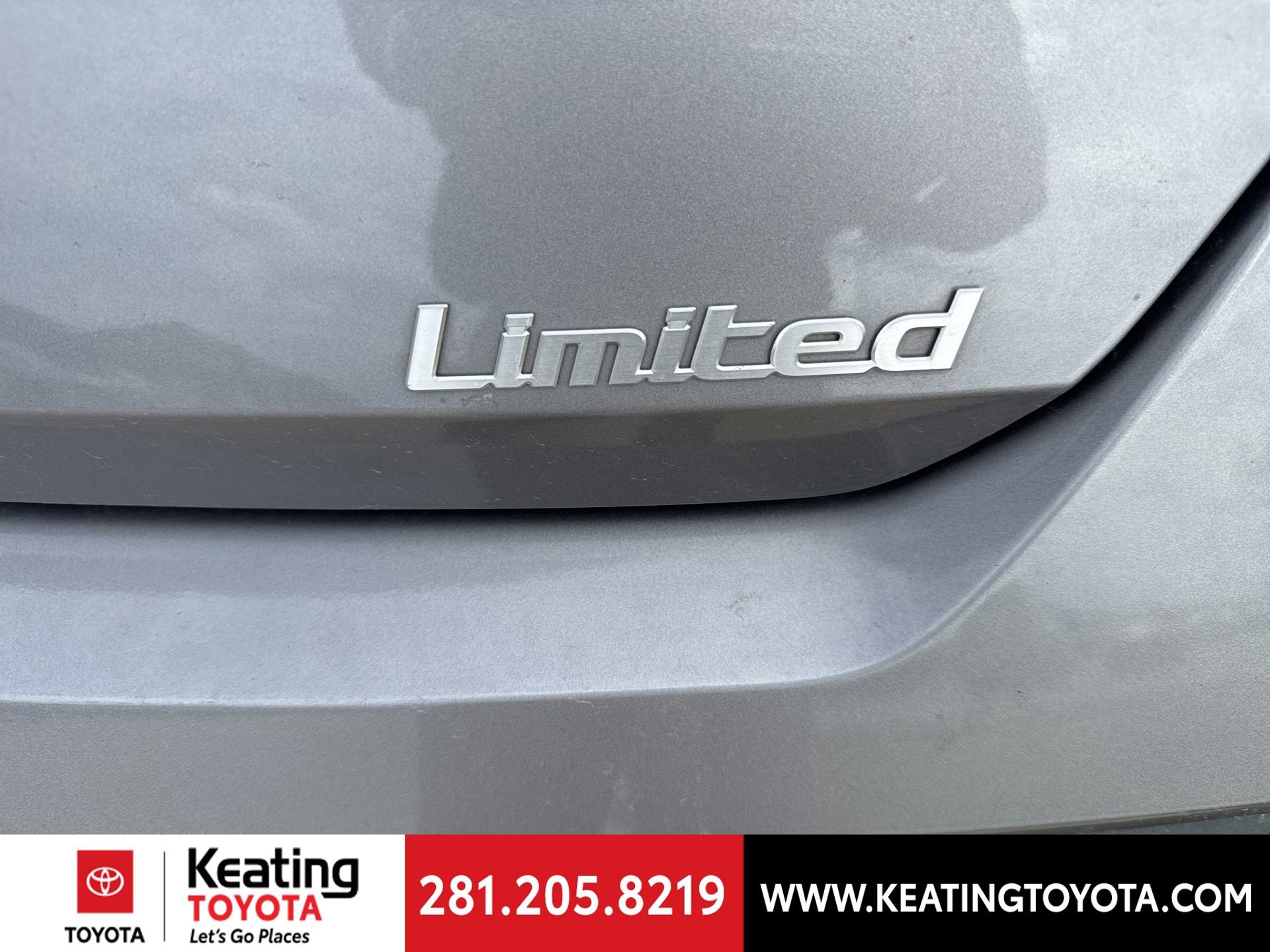 Used 2025 Hyundai Elantra Limited image 9