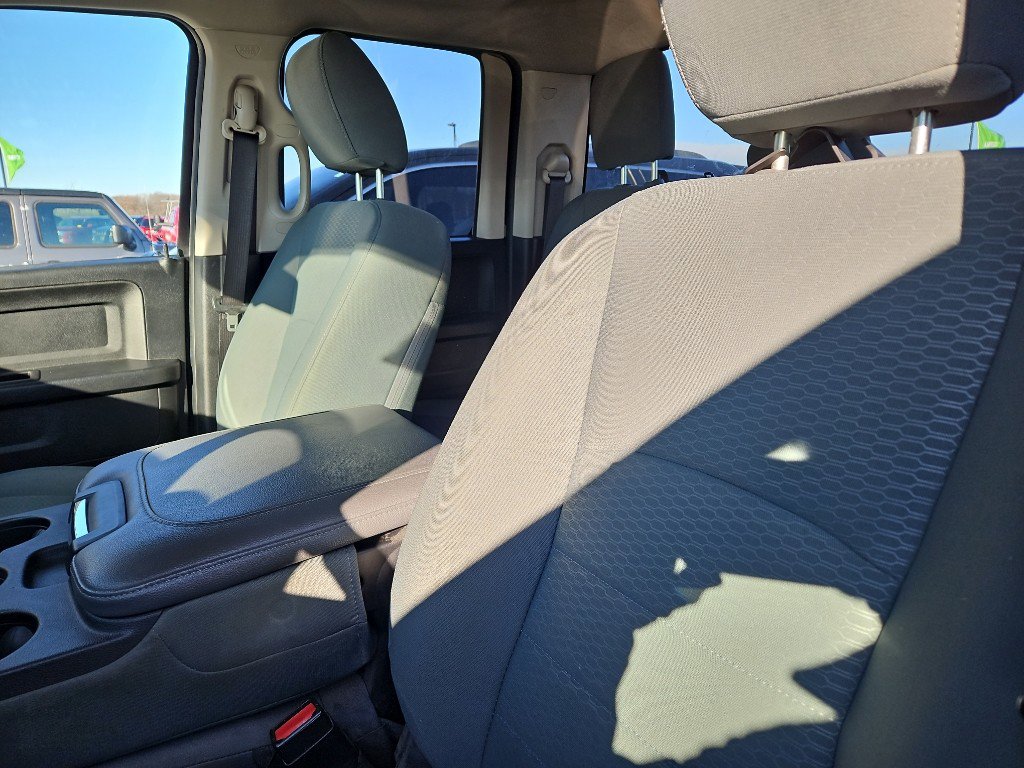Used 2016 RAM 1500 Express image 8