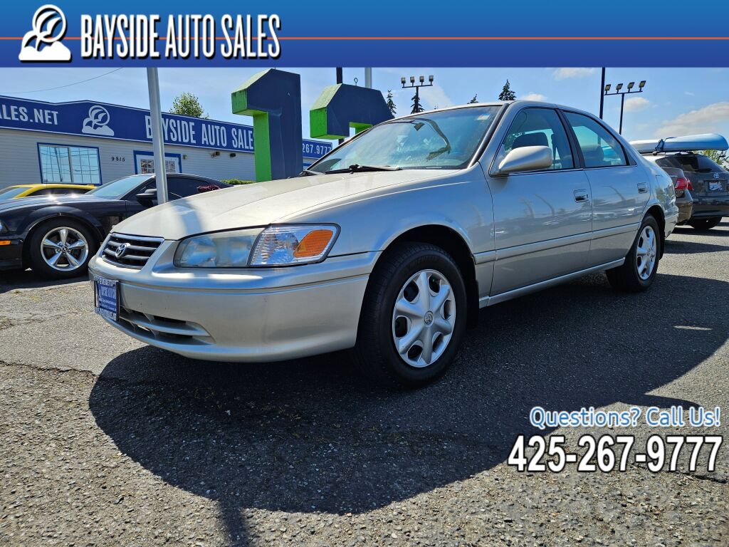 Used 2001 Toyota Camry LE