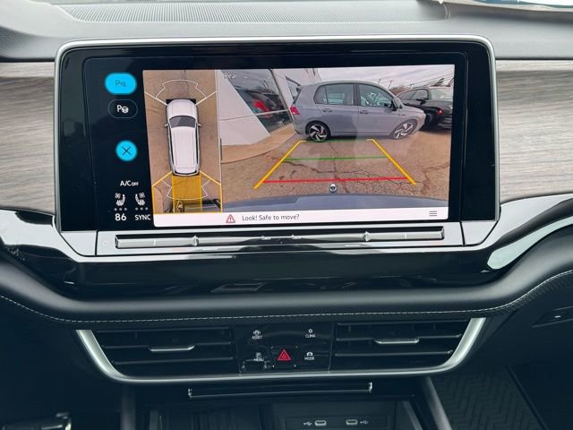 New 2026 Volkswagen Atlas SEL Premium R-Line image 39