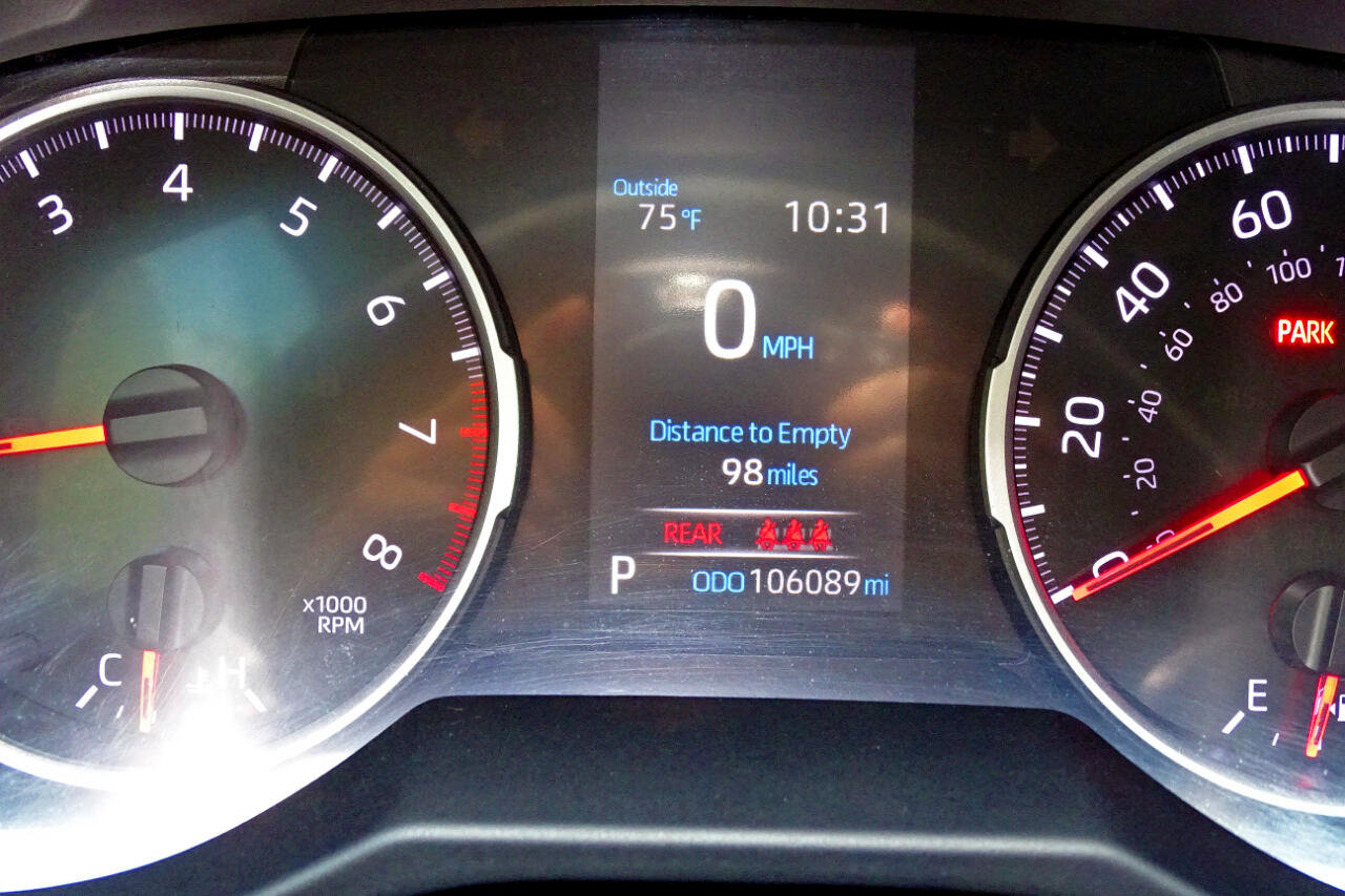 Used 2020 Toyota RAV4 LE image 22