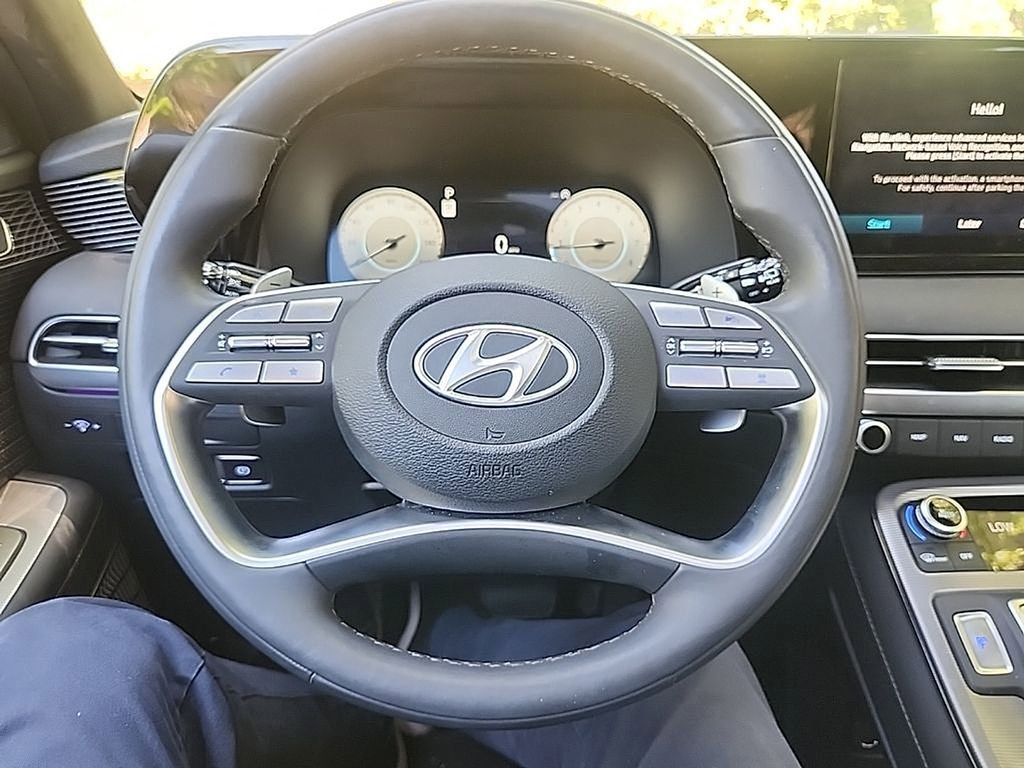Used 2025 Hyundai Palisade Calligraphy FWD image 9