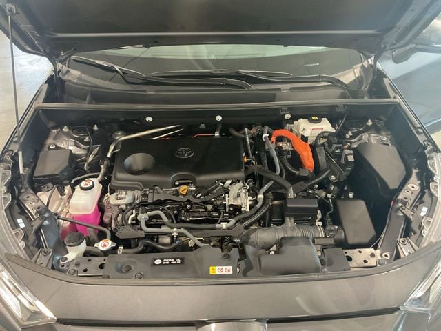Used 2021 Toyota RAV4 XLE Premium AWD/4WD image 22