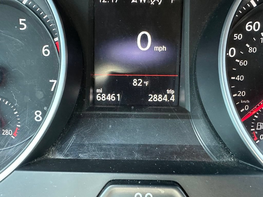 Used 2019 Volkswagen GTI SE FWD image 11