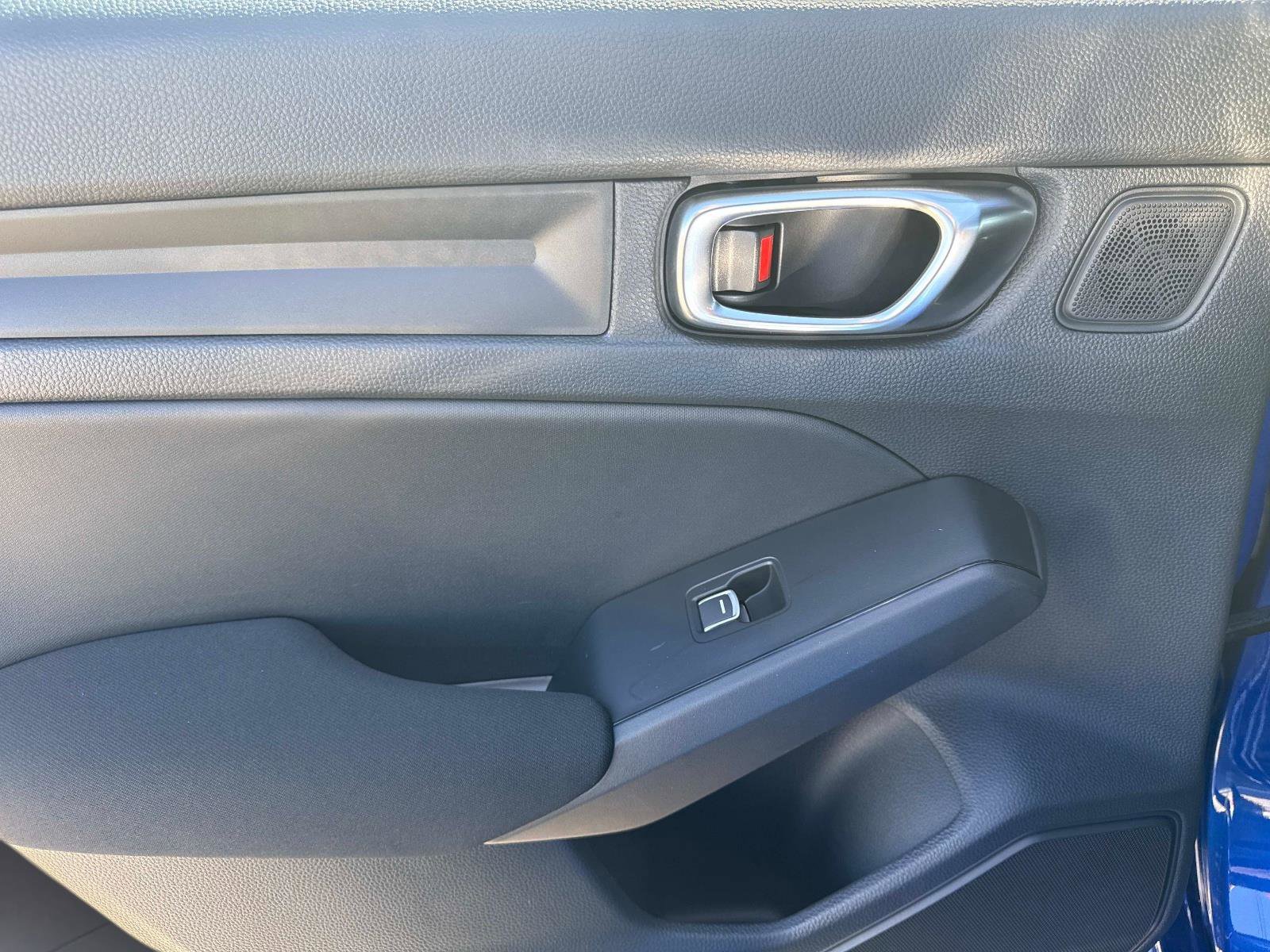 Used 2023 Honda Civic Sport image 12