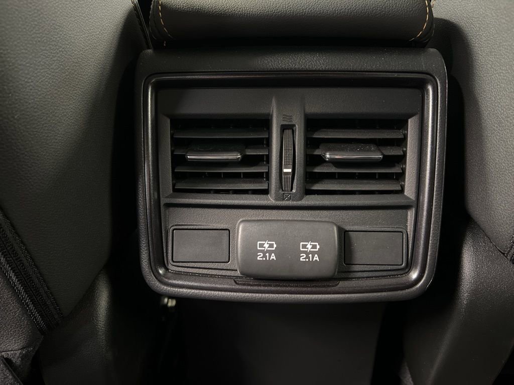 Used 2025 Subaru Forester Wilderness image 32