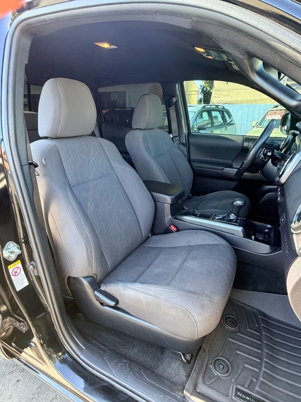 Used 2019 Toyota Tacoma TRD Off-Road image 20