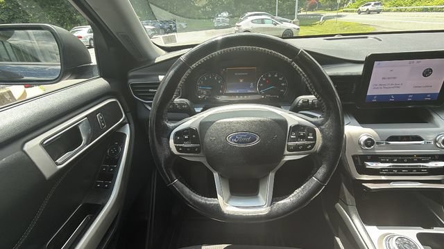 Used 2021 Ford Explorer XLT AWD/4WD image 31