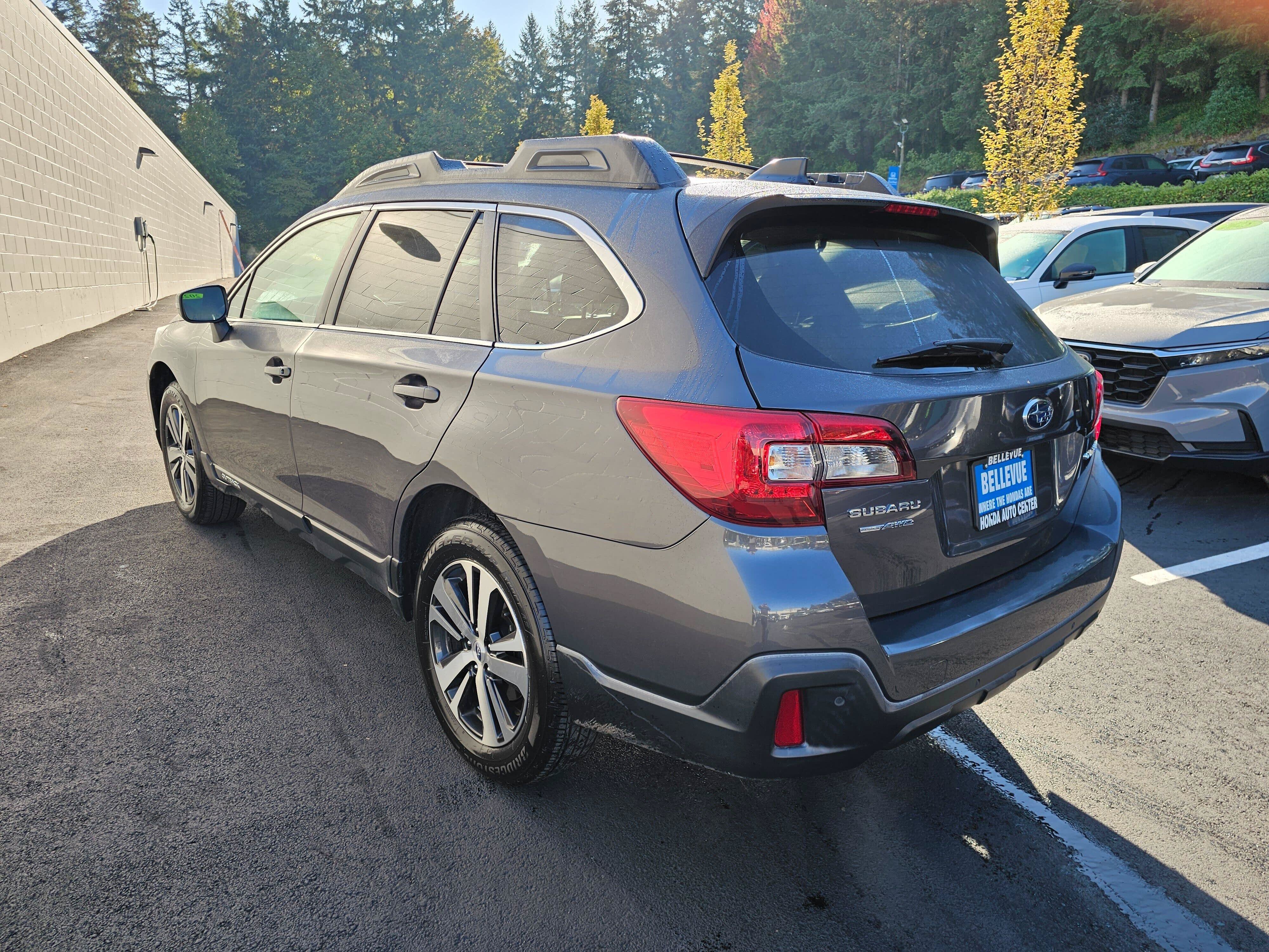 Used 2019 Subaru Outback 2.5i Limited AWD/4WD image 5
