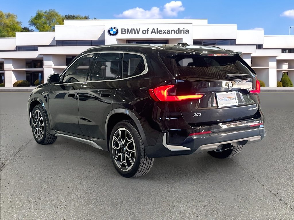 Used 2023 BMW X1 xDrive28i w/ Convenience Package AWD/4WD image 7