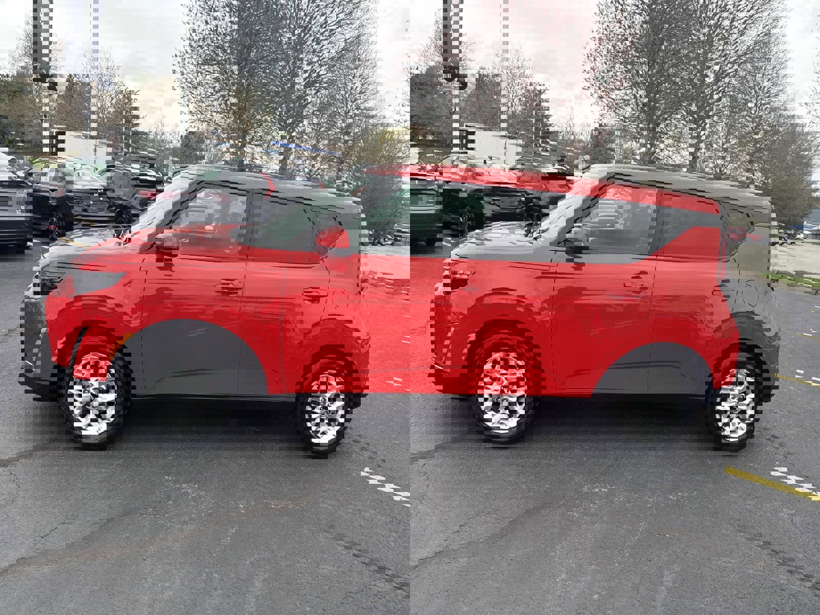 Used 2023 Kia Soul S FWD image 2