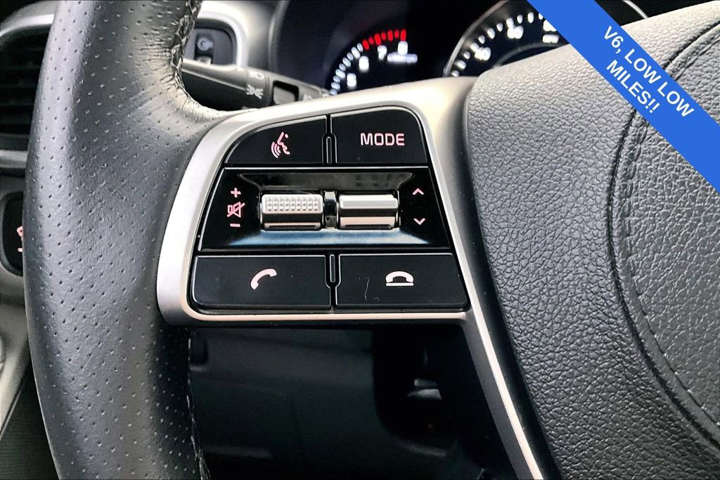 Used 2020 Kia Sorento SX image 26