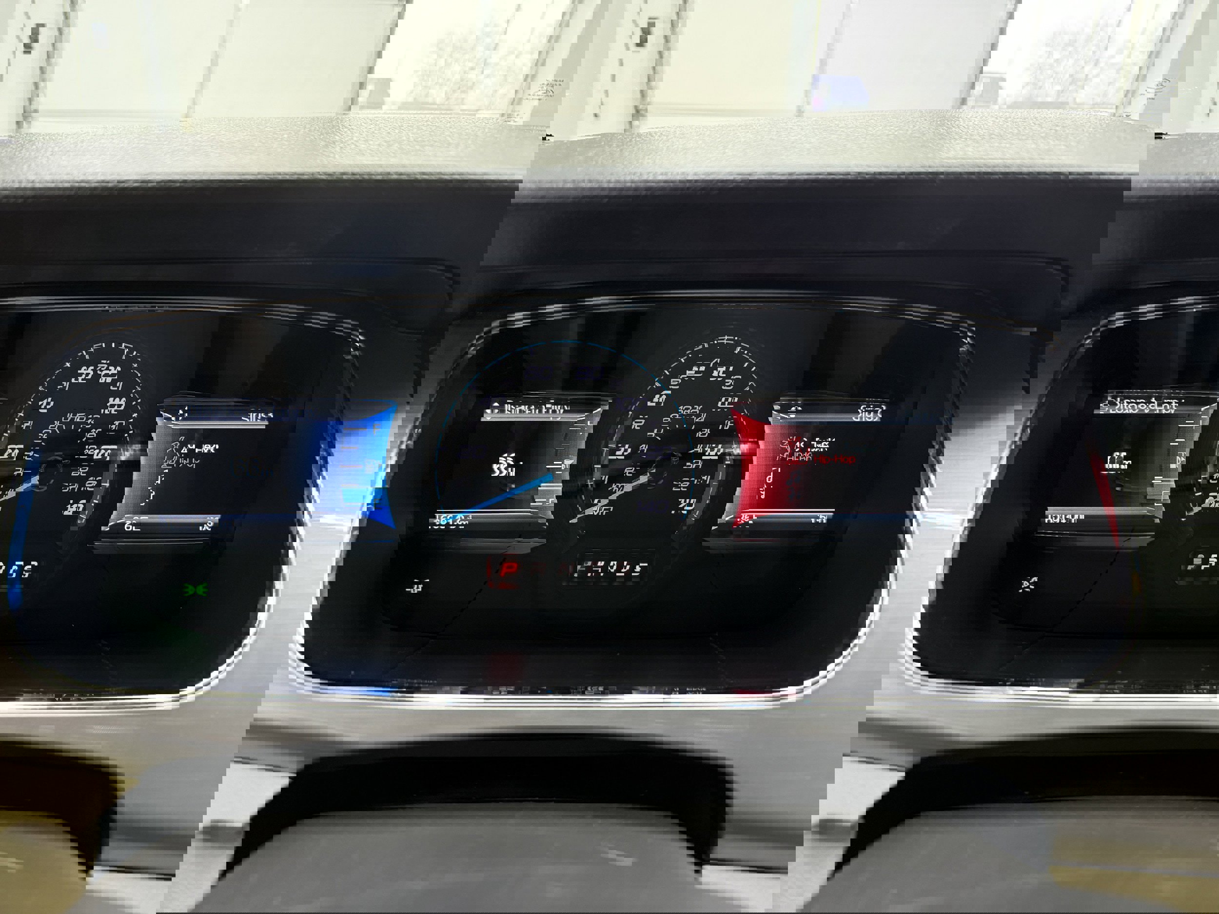 Used 2015 Ford Taurus SEL w/ Equipment Group 201A image 16