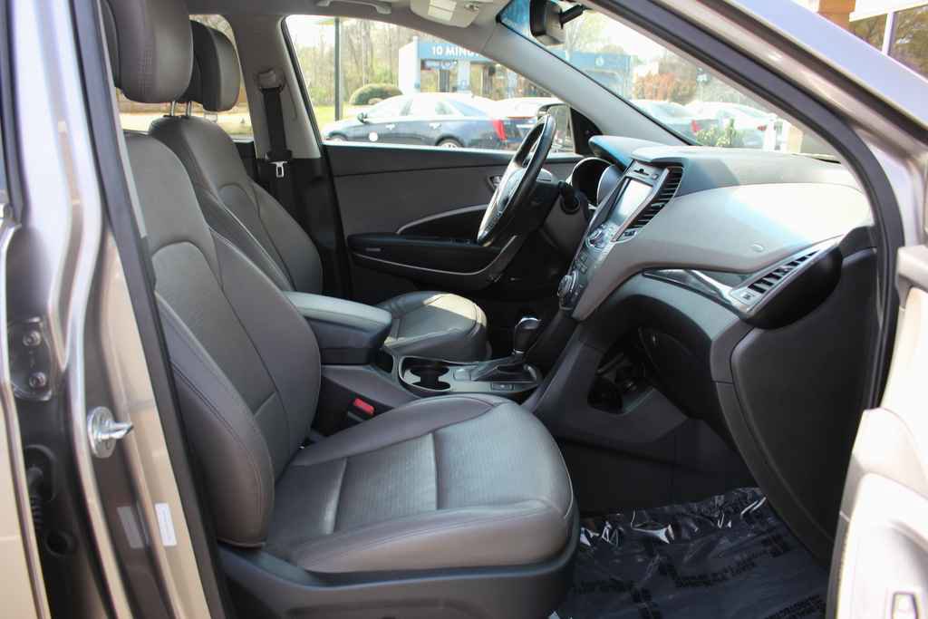 Used 2016 Hyundai Santa Fe Sport 2.0T w/ Option Group 05 image 33