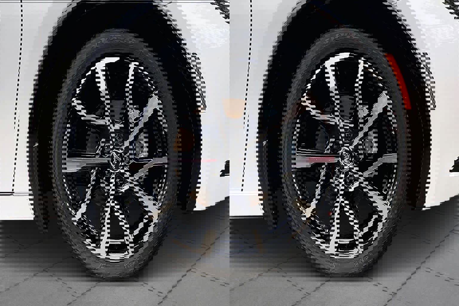 New 2026 Toyota Prius XSE image 11