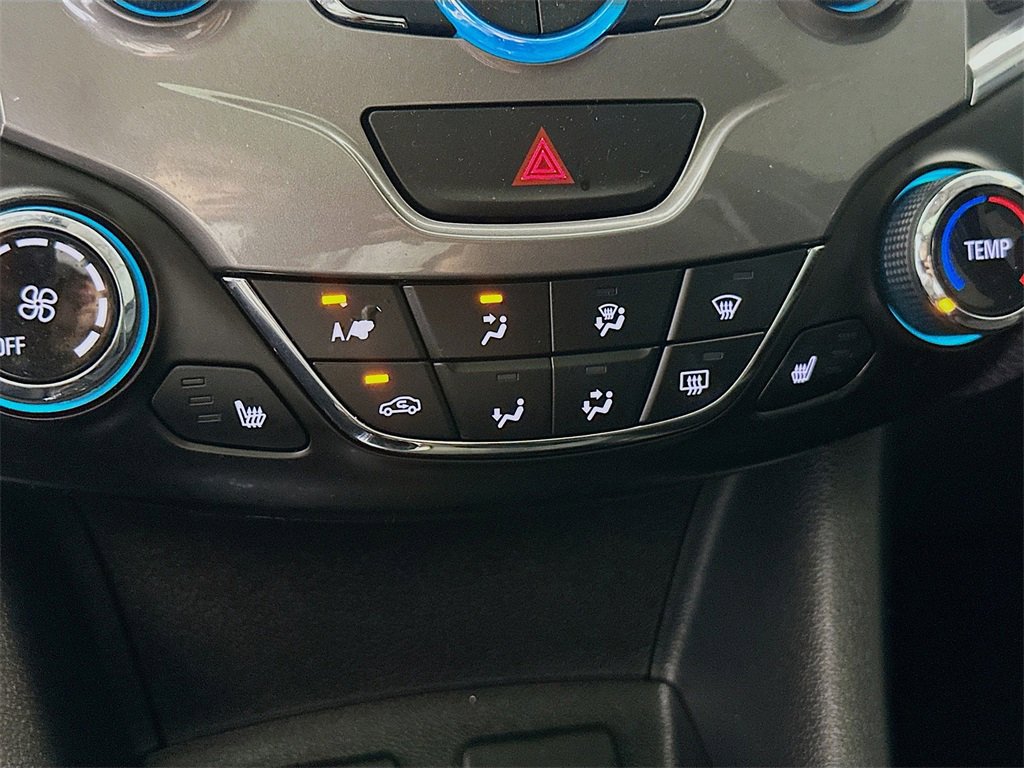 Used 2017 Chevrolet Cruze LT w/ Sun And Sound Package image 16