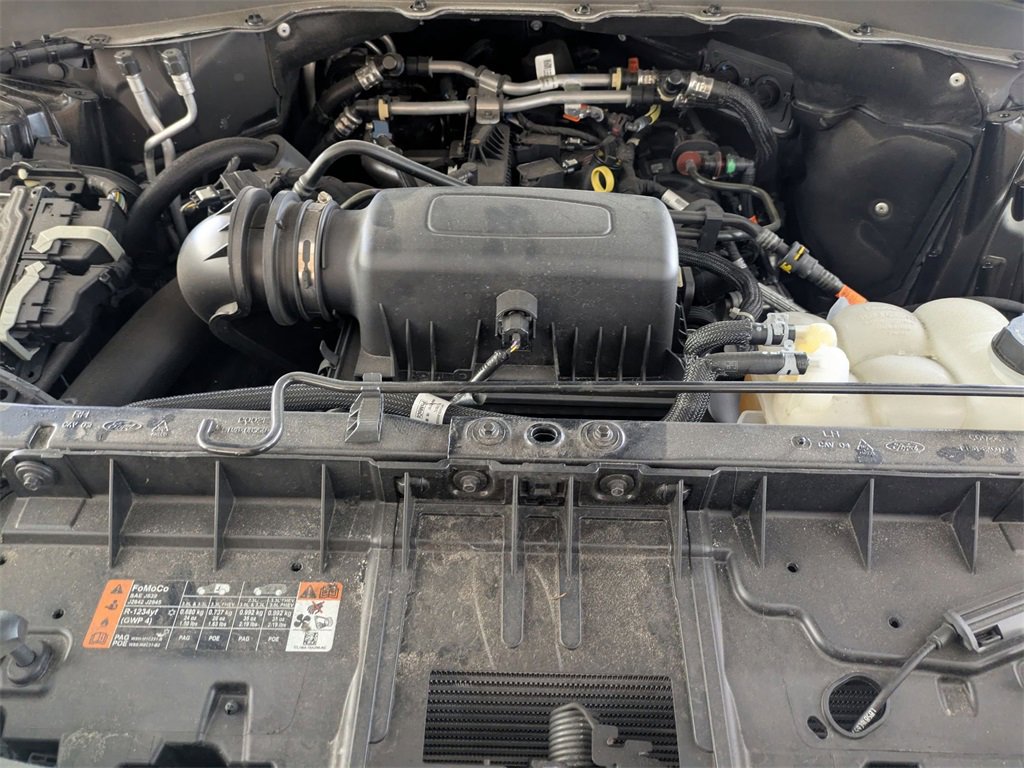 Used 2024 Ford Explorer XLT w/ Equipment Group 202A image 34